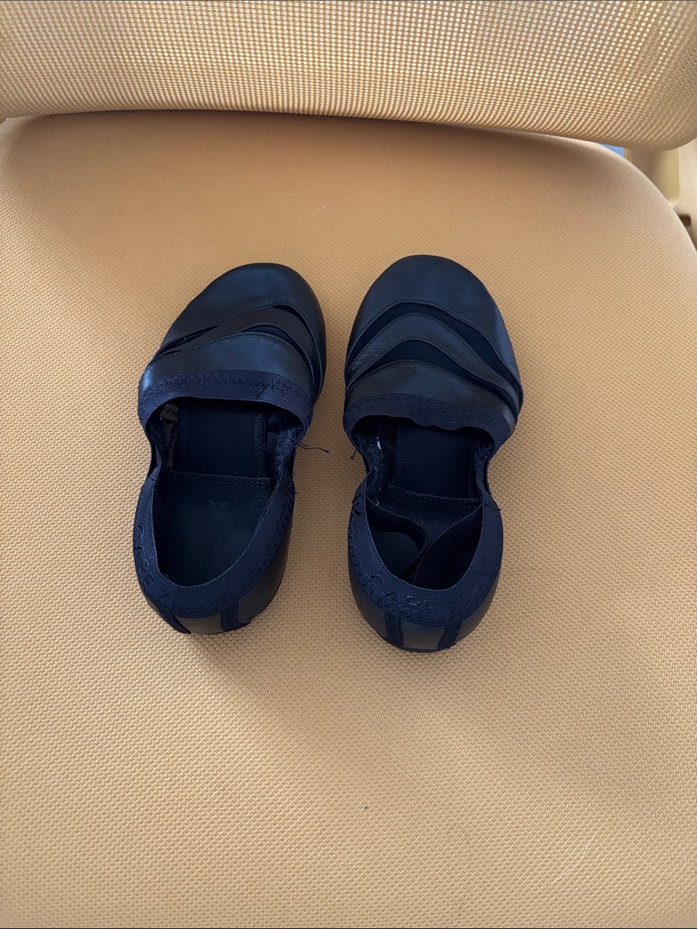 Capezio black Jazz dance shoes